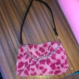 pink leopard print bag w chain